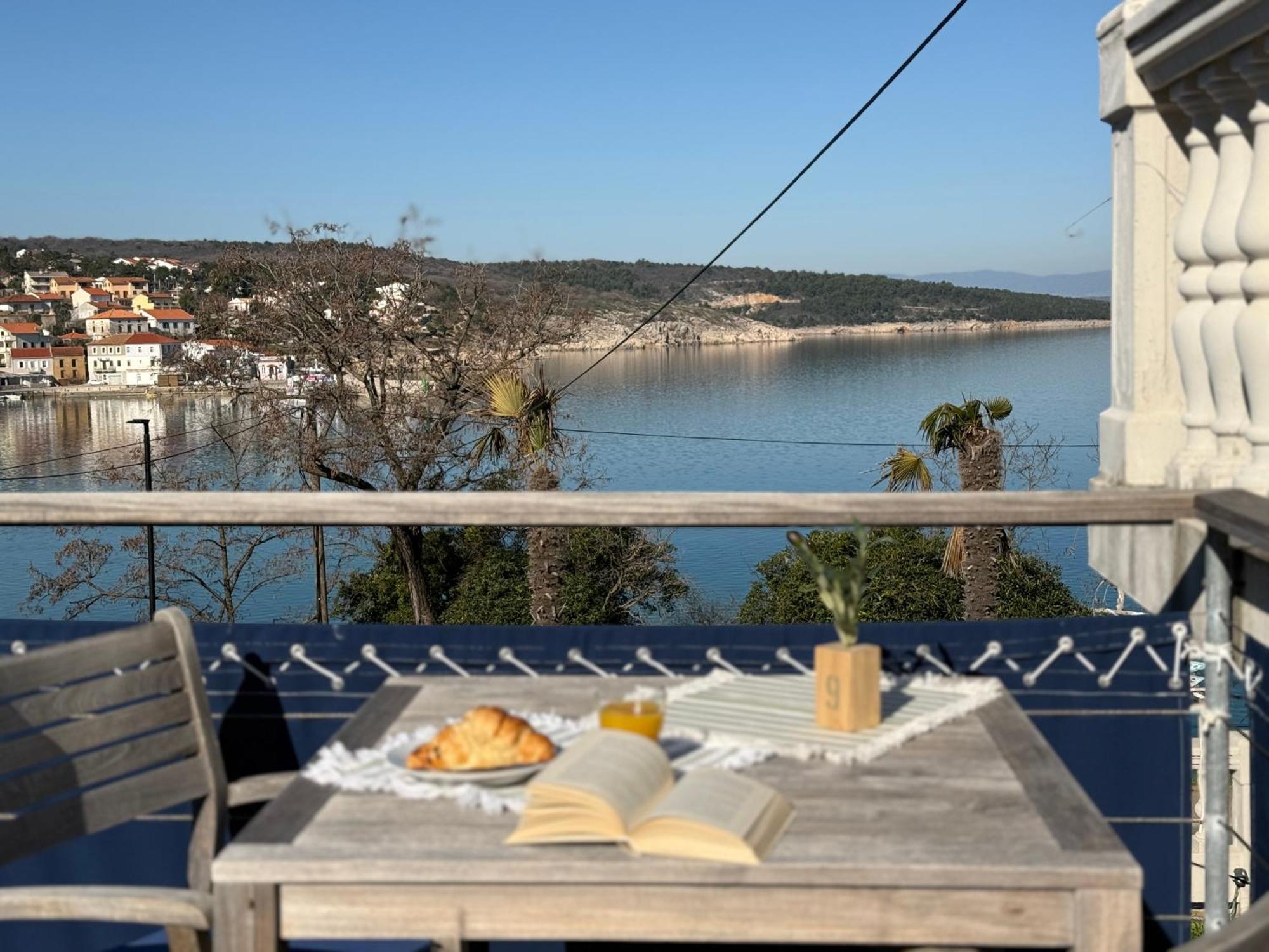Pavi Apartments Vila Amalia سيلو المظهر الخارجي الصورة